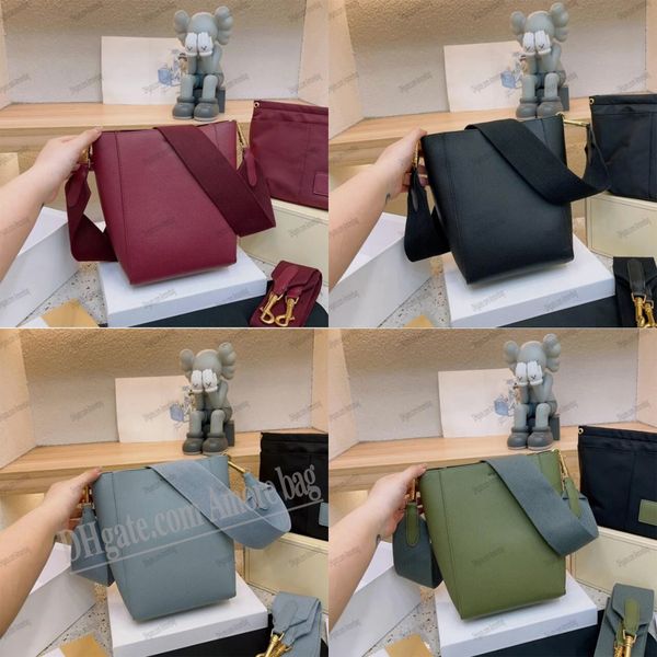 small bucket bags cuir smooth leather sangle clutch large shopping crossbody sling bag wallets genuine purse triomphe luxurys designers wome
small bucket bags cuir smooth leather sangle clutch large shopping crossbody sling bag wallets genuine purse triomphe luxurys designers wome