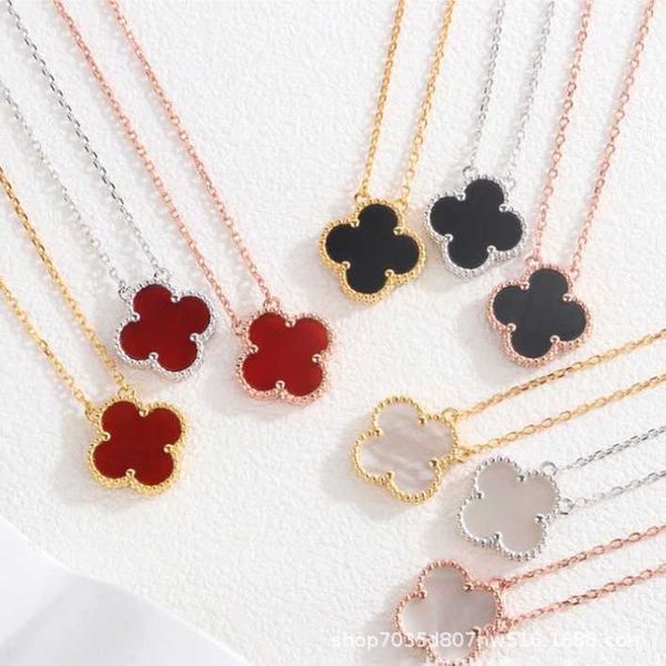 v high edition four-leaf clover necklace female plated 18k gold carnelian agate fritillaria double-sided lucky grass pendant chain, Silver
v high edition four-leaf clover necklace female plated 18k gold carnelian agate fritillaria double-sided lucky grass pendant chain, Silver