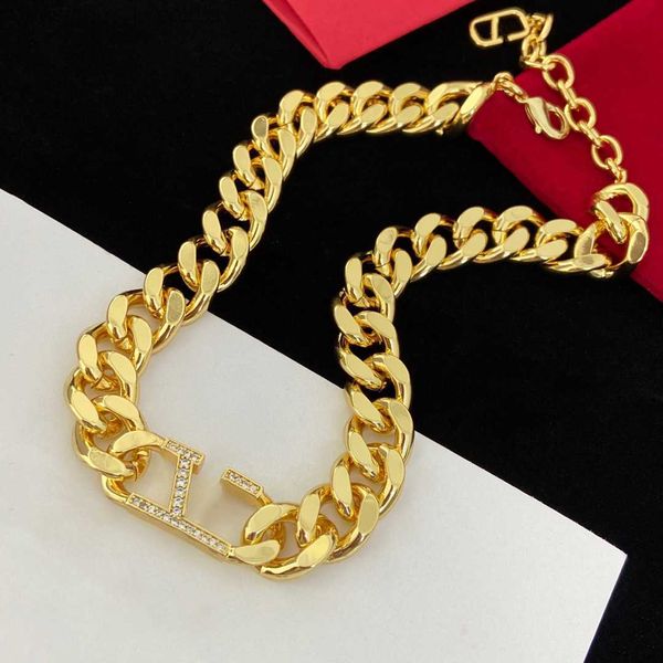 luxury designer necklaces classic designers necklace pendant jewelry gold silver rose gold luxurys necklacess couples party holiday gift goo
luxury designer necklaces classic designers necklace pendant jewelry gold silver rose gold luxurys necklacess couples party holiday gift goo