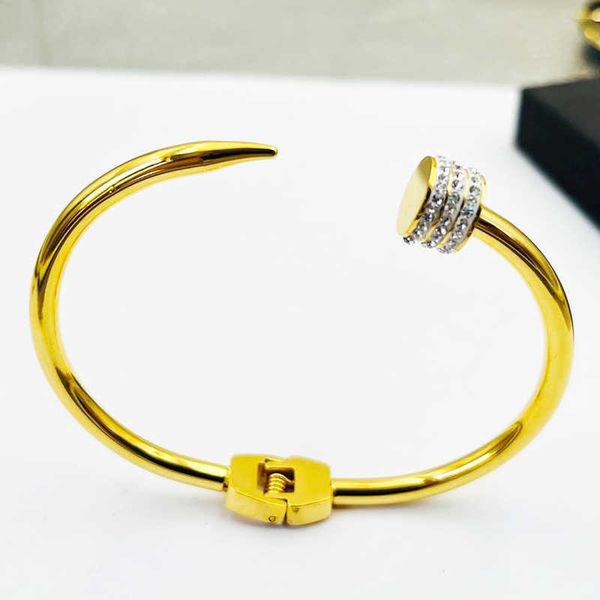 advanced sense carti bracelet titanium steel new style nail bracelet women fashion bracelet stainless steel personality charm with logo, Black
advanced sense carti bracelet titanium steel new style nail bracelet women fashion bracelet stainless steel personality charm with logo, Black