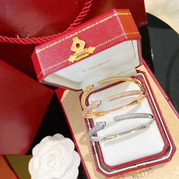 designer new 925 sterling silver full diamond narrow edition three color complete fashion commuter small fragrance casual carti same b751 ow, Black
designer new 925 sterling silver full diamond narrow edition three color complete fashion commuter small fragrance casual carti same b751 ow, Black