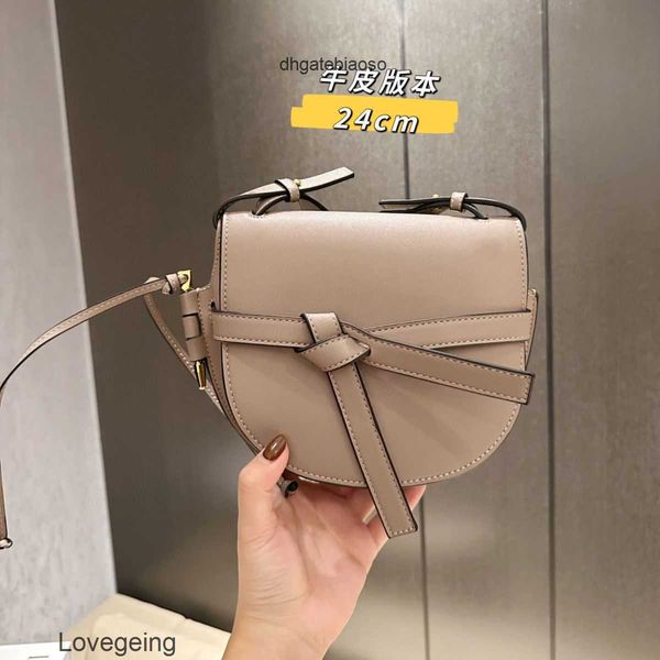 loewbags bags 2023 anagram straps gate designer leather purse embroidered shoulder strap cowhide bow knot cover cross bag body women 1aze
loewbags bags 2023 anagram straps gate designer leather purse embroidered shoulder strap cowhide bow knot cover cross bag body women 1aze