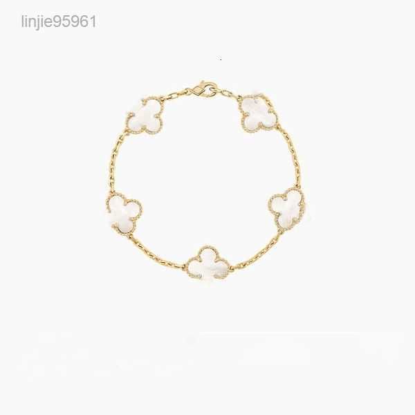 luxury clover four designer fashion charm bracelets for girls women 18k gold silver black white red green brand bracelet wedding party jewel, Golden;silver
luxury clover four designer fashion charm bracelets for girls women 18k gold silver black white red green brand bracelet wedding party jewel, Golden;silver