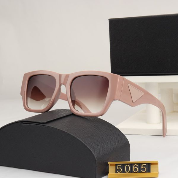 classic brand retro women rectangle sunglasses 2023 designer eyewear gold metal frame mirror sun glasses men 6 color choose with box5065, White;black
classic brand retro women rectangle sunglasses 2023 designer eyewear gold metal frame mirror sun glasses men 6 color choose with box5065, White;black