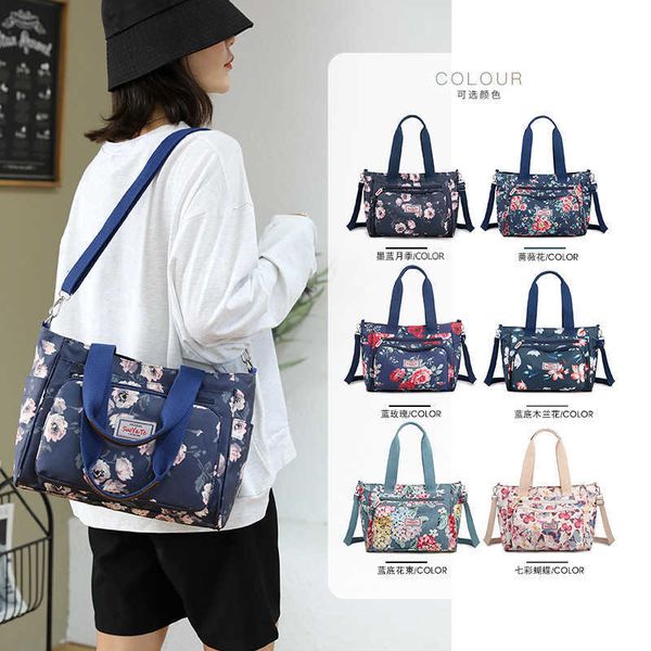 fragmented canvas bag 2022 new women's shoulder bag leisure commuter crossbody bag large capacity multifunctional tote bag
fragmented canvas bag 2022 new women's shoulder bag leisure commuter crossbody bag large capacity multifunctional tote bag