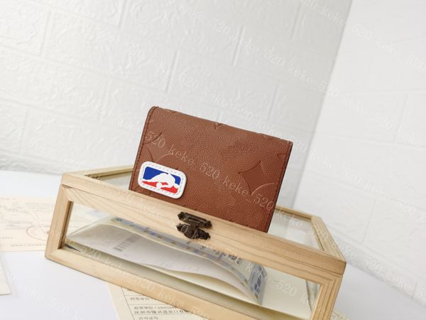 2023 new wallet designer womens business cardholder coin purse key pouch cles passport cover m80545, Red;black
2023 new wallet designer womens business cardholder coin purse key pouch cles passport cover m80545, Red;black