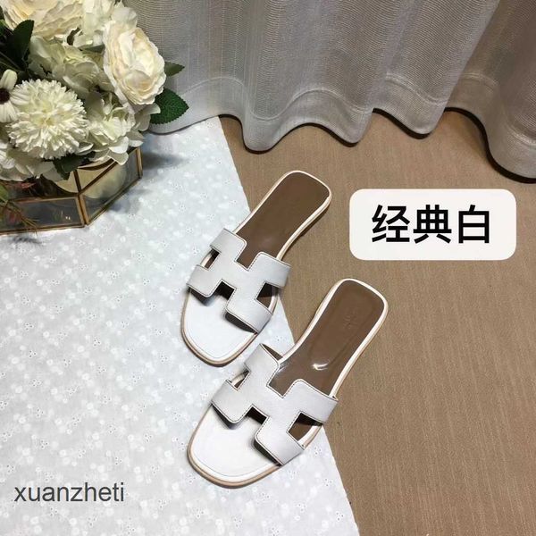 setting shoes summer designer 2023 higslippers oran bear women's slipper sandal beacleather leisure fashion wear rhinestone flat bottom
setting shoes summer designer 2023 higslippers oran bear women's slipper sandal beacleather leisure fashion wear rhinestone flat bottom