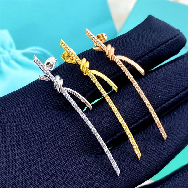 earrings designer for women gold diamond classic luxury t stud earrings titanium steel love earrings for women exquisite simple fashion with, Golden;silver
earrings designer for women gold diamond classic luxury t stud earrings titanium steel love earrings for women exquisite simple fashion with, Golden;silver