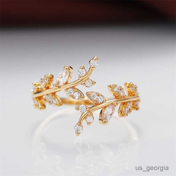band rings luxury female white crystal stone ring vintage silver color wedding adjustable rings for women fashion bridal engagement ring r23
band rings luxury female white crystal stone ring vintage silver color wedding adjustable rings for women fashion bridal engagement ring r23