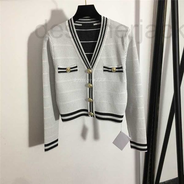 women's sweaters designer women striped knits with buttons girls milan runway v-neck short crop shirt high end custom long sleeve stre, White;black
women's sweaters designer women striped knits with buttons girls milan runway v-neck short crop shirt high end custom long sleeve stre, White;black