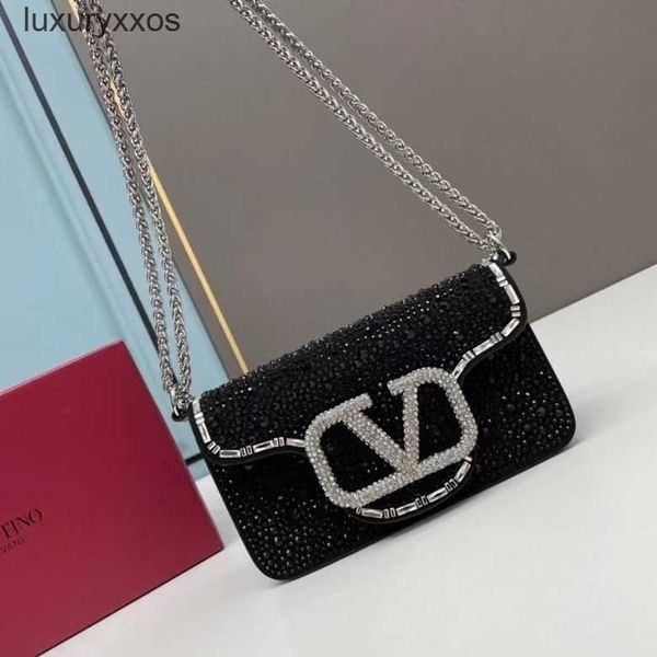 diamond loco bling valention buckle mini bag bags handbag imitation crystal handheld one shoulder crossbody chain designer ef41
diamond loco bling valention buckle mini bag bags handbag imitation crystal handheld one shoulder crossbody chain designer ef41