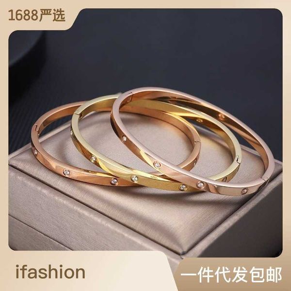 high-quality fashion light luxury carti ten diamond titanium steel bracelet ins style 18k gold diamond non-fading women's bracelet, Black
high-quality fashion light luxury carti ten diamond titanium steel bracelet ins style 18k gold diamond non-fading women's bracelet, Black