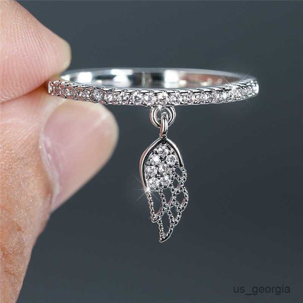 band rings cute female crystal angel wing pendant ring trendy gold silver color engagement ring charm zircon stone wedding rings for women r
band rings cute female crystal angel wing pendant ring trendy gold silver color engagement ring charm zircon stone wedding rings for women r