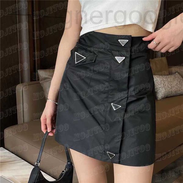 plus size dresses designer metal badge nylon skirts dress for women high grade lady mini skirt designer street style short fid4, Black
plus size dresses designer metal badge nylon skirts dress for women high grade lady mini skirt designer street style short fid4, Black