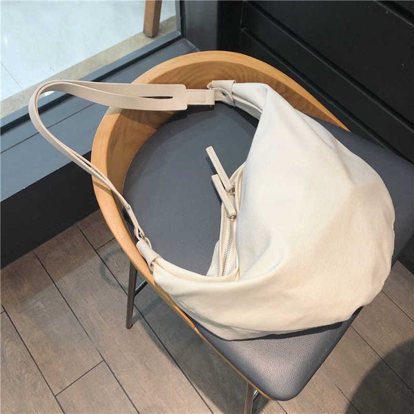 canvas bag women's bag chic large capacity leisure bag women's one shoulder ins diagonal cross bag soft skin dumpling bag
canvas bag women's bag chic large capacity leisure bag women's one shoulder ins diagonal cross bag soft skin dumpling bag