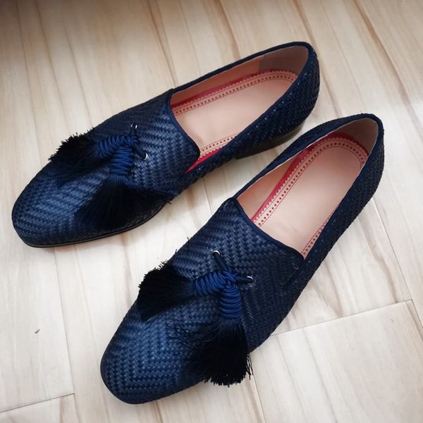 new arrival black genuine leather woven pattern tassel loafers men dress shoes luxury designer slip on casual shoes for men
new arrival black genuine leather woven pattern tassel loafers men dress shoes luxury designer slip on casual shoes for men