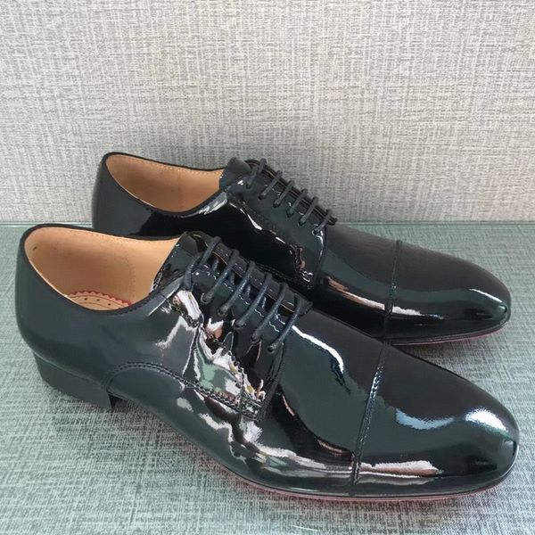 italian black patent leather shoes for men luxury dress shoes classic derbies wedding shoes plus size 38-47
italian black patent leather shoes for men luxury dress shoes classic derbies wedding shoes plus size 38-47