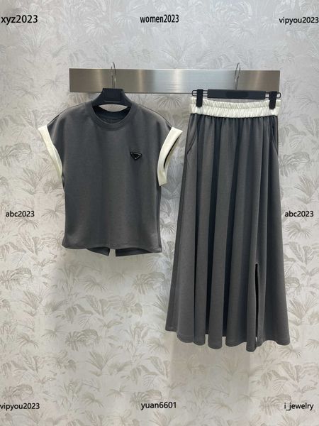 

Designer Clothes Women Dress Girl Two Piece Dress Size S-L Sleeveless Contrasting T-shirt and High Waisted Elastic Split Skirt June25, #1