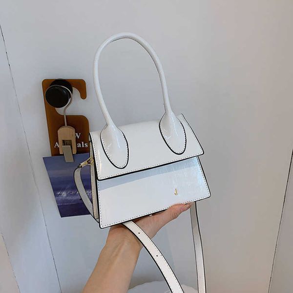 mini totes women's handbag new trendy crossbody bags fashionable glossy texture shoulder handbag designer tote bag women
mini totes women's handbag new trendy crossbody bags fashionable glossy texture shoulder handbag designer tote bag women