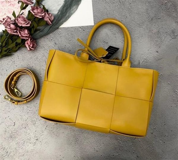 2023 mini jod bag women woven bags jode knot bags luxury designer weave handbag brand hobo knit tote wallet lady party cowhide
2023 mini jod bag women woven bags jode knot bags luxury designer weave handbag brand hobo knit tote wallet lady party cowhide