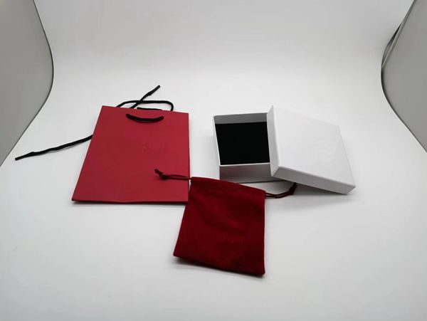 luxury va letter white boxes jewelry accessories packaging bag necklaces bracelets earrings ring gem storage boxs, Black;white
luxury va letter white boxes jewelry accessories packaging bag necklaces bracelets earrings ring gem storage boxs, Black;white
