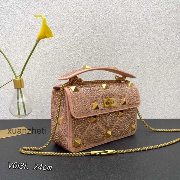 bags luxurys valentino designer new shiny women handbag crystal rivet diamond embedding fashion handheld shoulder crossbody women's cha
bags luxurys valentino designer new shiny women handbag crystal rivet diamond embedding fashion handheld shoulder crossbody women's cha