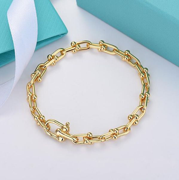 3 colors designer horseshoe bracelet u-shaped bracelet copper charm lock chain metal fashion texture gifts with box, Black
3 colors designer horseshoe bracelet u-shaped bracelet copper charm lock chain metal fashion texture gifts with box, Black