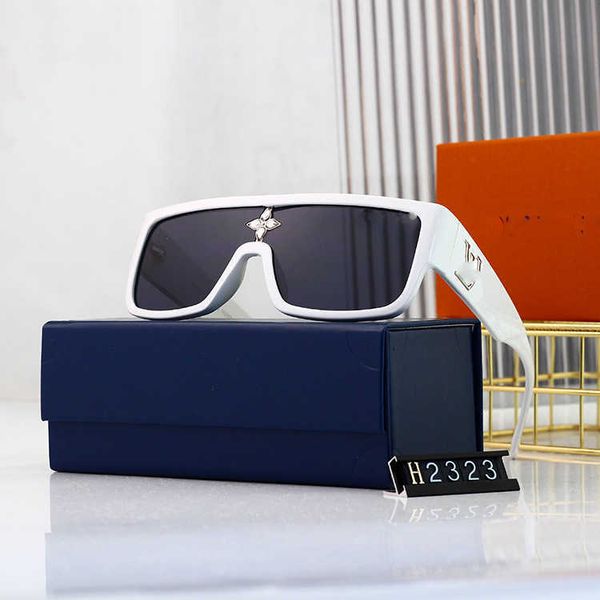 wholesale of sunglasses new personalized fashion watermark one piece box popular sunglasses women's sunvisors, White;black
wholesale of sunglasses new personalized fashion watermark one piece box popular sunglasses women's sunvisors, White;black