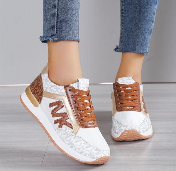 running shoe women fashion lightweight lace-up pu shoes versatile soft breathable casual classic women's shoes
running shoe women fashion lightweight lace-up pu shoes versatile soft breathable casual classic women's shoes