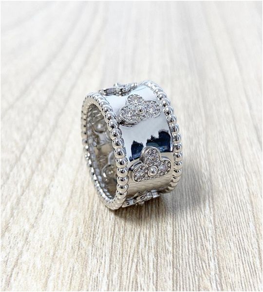 2020 new four leaves clover zircon silver ring for women flower rings fashion jewelry for women engagement gift with box with stam6469642
2020 new four leaves clover zircon silver ring for women flower rings fashion jewelry for women engagement gift with box with stam6469642