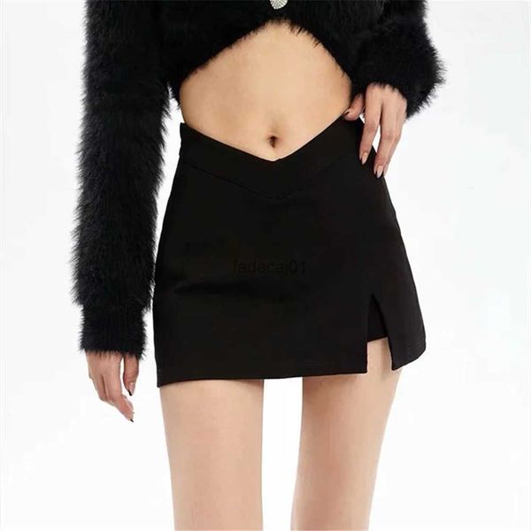 summer 2022 casual skirt korean fashion black skirt mini vshaped waist skirts vintage clothes short skirt split elegant skort l230621
summer 2022 casual skirt korean fashion black skirt mini vshaped waist skirts vintage clothes short skirt split elegant skort l230621