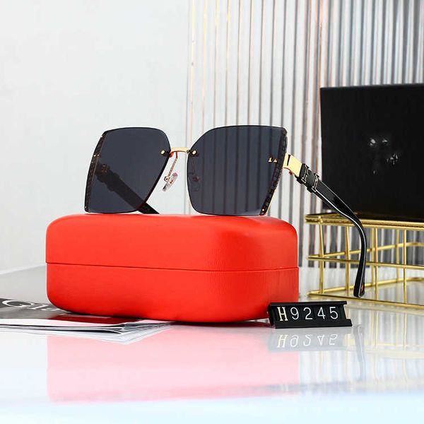 wholesale of sunglasses new for women large frame h lens legs personalized wear with sunglasses fashion uv protection glasses, White;black
wholesale of sunglasses new for women large frame h lens legs personalized wear with sunglasses fashion uv protection glasses, White;black
