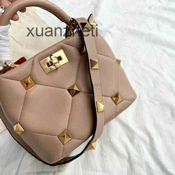 quilted handbag women bags color luxury handbag bag valentino designer stitching outline diamond pattern portable shoulder women's chai
quilted handbag women bags color luxury handbag bag valentino designer stitching outline diamond pattern portable shoulder women's chai