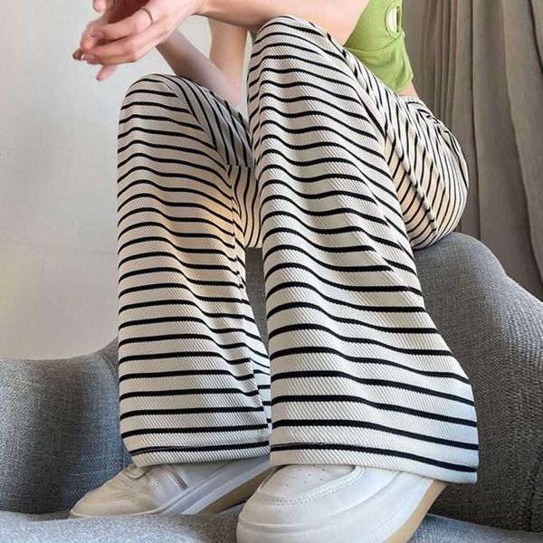 2023 summer new comfortable casual ice silk pants plus sizes for women loose and slim summer high waist casual wide leg pants for women, Black;white
2023 summer new comfortable casual ice silk pants plus sizes for women loose and slim summer high waist casual wide leg pants for women, Black;white