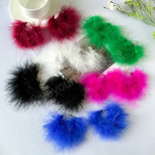 exaggerated big circle with fluffy feathers hoop earrings for women trendy ladies wedding large earrings 2023 fashion jewelry, Golden;silver
exaggerated big circle with fluffy feathers hoop earrings for women trendy ladies wedding large earrings 2023 fashion jewelry, Golden;silver