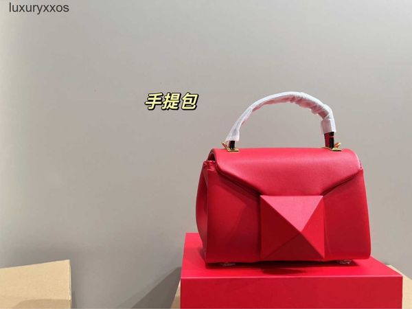 designer bags bag 2023 lady 23 purse spring/summer trend fashion rivet charm cover style valentiino small square handheld one shoulder cross
designer bags bag 2023 lady 23 purse spring/summer trend fashion rivet charm cover style valentiino small square handheld one shoulder cross