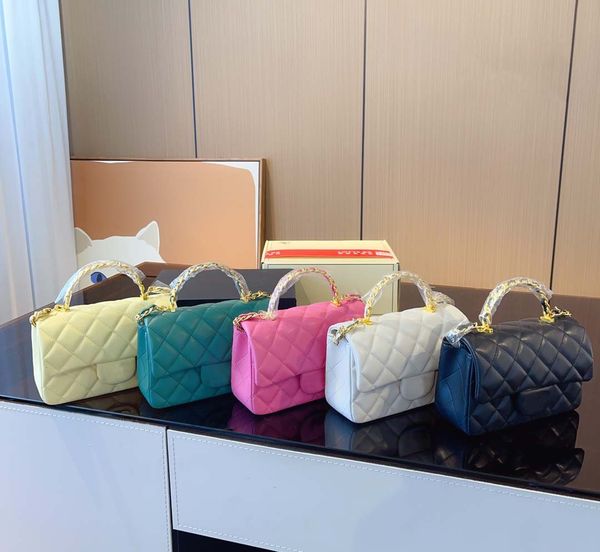 designer shoulder bag woman handbag luxuries women crossbody bags fashion ladies classic luxury genuine leather gold chain messenger bag sma
designer shoulder bag woman handbag luxuries women crossbody bags fashion ladies classic luxury genuine leather gold chain messenger bag sma