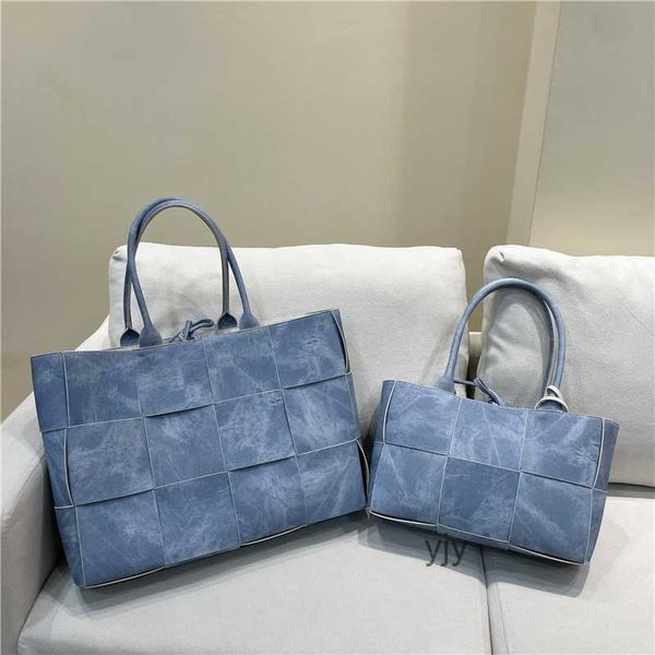 designer bottegas tote arco denim blue woven tote bag for women's bag high-end and niche large capacity bag portable one shoulder under
designer bottegas tote arco denim blue woven tote bag for women's bag high-end and niche large capacity bag portable one shoulder under