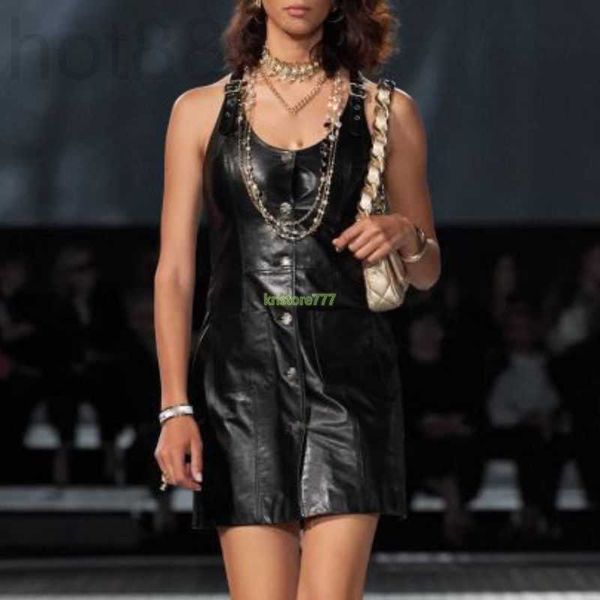 runway dresses designer women dress shirts with letter buttons girls milan tank a-line mini high end sleeveless vest t-shirt ezf1, Black
runway dresses designer women dress shirts with letter buttons girls milan tank a-line mini high end sleeveless vest t-shirt ezf1, Black