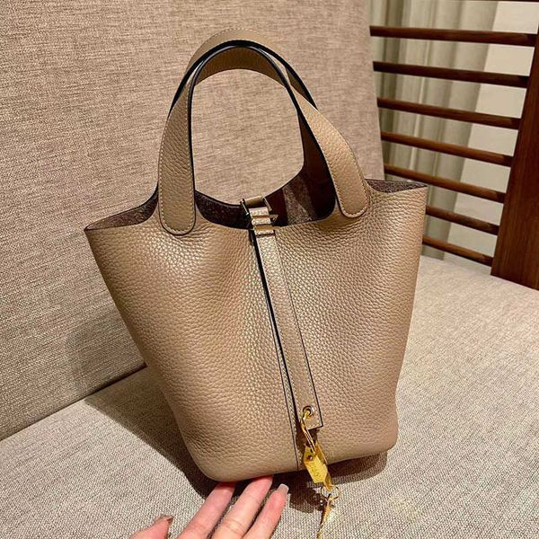 aherbag wholesale designer h ormes totes handbags fully handcrafted high definition vegetable basket childrens bag carrying bucket lychee gr 
aherbag wholesale designer h ormes totes handbags fully handcrafted high definition vegetable basket childrens bag carrying bucket lychee gr
