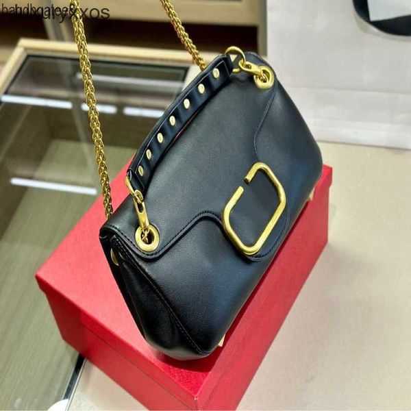 valentiino designer bags bag 2023 lady 2023 purse spring/summer fashion metal v-chain flap handheld postman envelope riveted one shoulder cr
valentiino designer bags bag 2023 lady 2023 purse spring/summer fashion metal v-chain flap handheld postman envelope riveted one shoulder cr