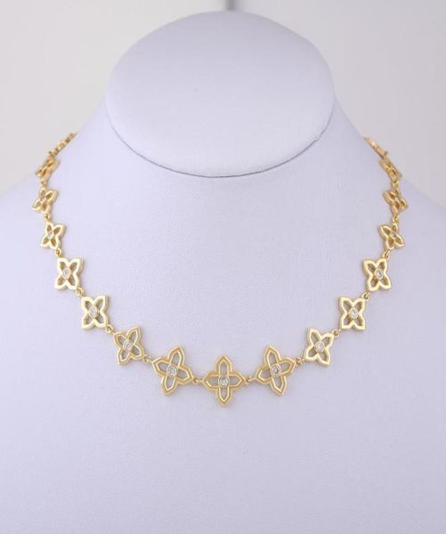 chokers oyb korean style fourleaf clover necklace threepiece set female golden collars clover short jewelry2107462, Golden;silver
chokers oyb korean style fourleaf clover necklace threepiece set female golden collars clover short jewelry2107462, Golden;silver
