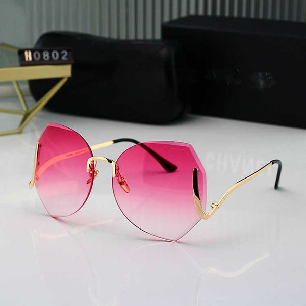 wholesale of sunglasses new women's slim eyeglasses sunglasses uv protection for women overseas, White;black
wholesale of sunglasses new women's slim eyeglasses sunglasses uv protection for women overseas, White;black