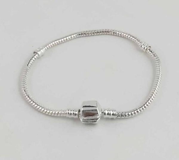 factory wholesale 925 silver bracelets 3mm chain fit charms bead bracelet jewelry making gift 15-23cm1846375, Black
factory wholesale 925 silver bracelets 3mm chain fit charms bead bracelet jewelry making gift 15-23cm1846375, Black