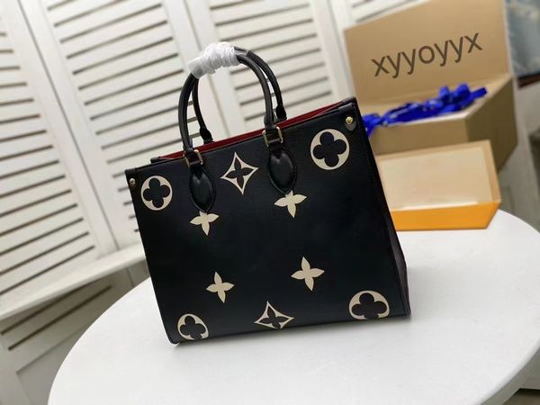 new medium handbag women's handbag black classic printing trend soft grain cowhide metal zipper inner patch pocket double inner pockets
new medium handbag women's handbag black classic printing trend soft grain cowhide metal zipper inner patch pocket double inner pockets