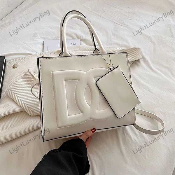 designer leather handbag 2023 new arrival large capacity tote bags luxury shopping shoulder bag fashion wallets women men classic female pur
designer leather handbag 2023 new arrival large capacity tote bags luxury shopping shoulder bag fashion wallets women men classic female pur