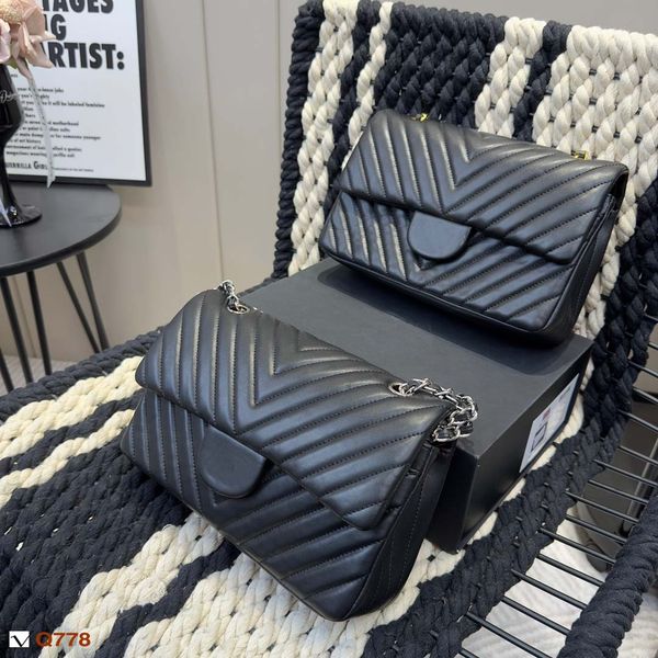 classic designer shoulder bag sheepskin stripes handbag crossbody bags for women gold silver chain cf handbags real leather 25.5cm lady soft
classic designer shoulder bag sheepskin stripes handbag crossbody bags for women gold silver chain cf handbags real leather 25.5cm lady soft