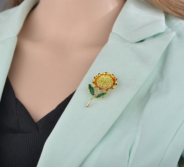 summer style brooches for women fashion yellow rhinestone brooch pin cute mother gift new b2824065739, Gray
summer style brooches for women fashion yellow rhinestone brooch pin cute mother gift new b2824065739, Gray