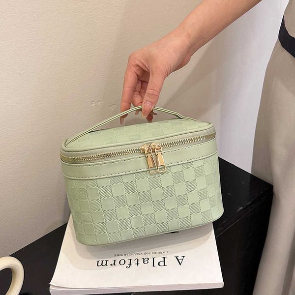 2023 new checkerboard makeup bag portable advanced travel large capacity cosmetics storage bag storage box tide
2023 new checkerboard makeup bag portable advanced travel large capacity cosmetics storage bag storage box tide