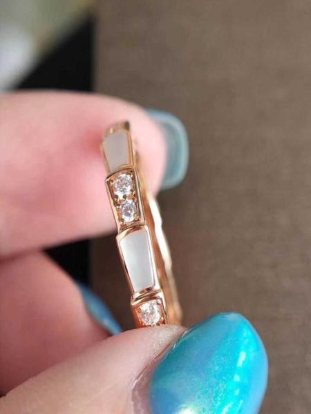 ring female sterling silver 925 plated with 18k rose gold and diamond white fritillaria simple bone ring niche design sense4202245
ring female sterling silver 925 plated with 18k rose gold and diamond white fritillaria simple bone ring niche design sense4202245
